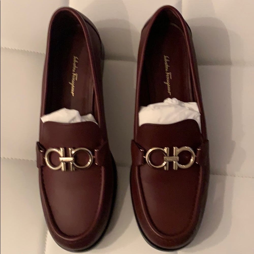 Salvatore Ferragamo Rolo Vitello Loafer